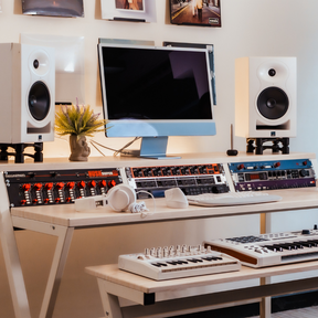 Headquarter™ Studio Workstation