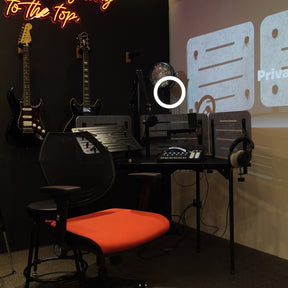 Ark™ Podcast Table