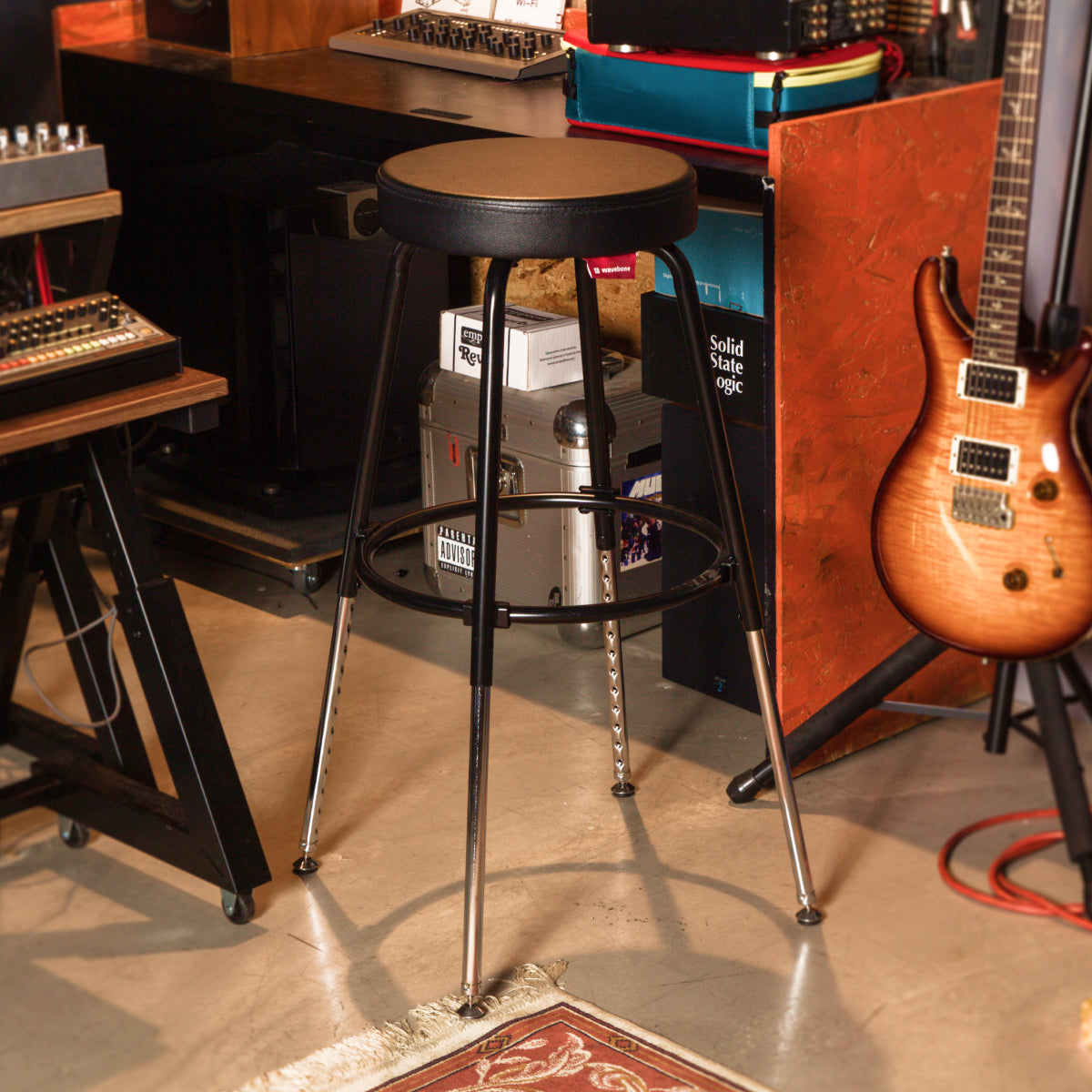 Comet™ Guitar Stool